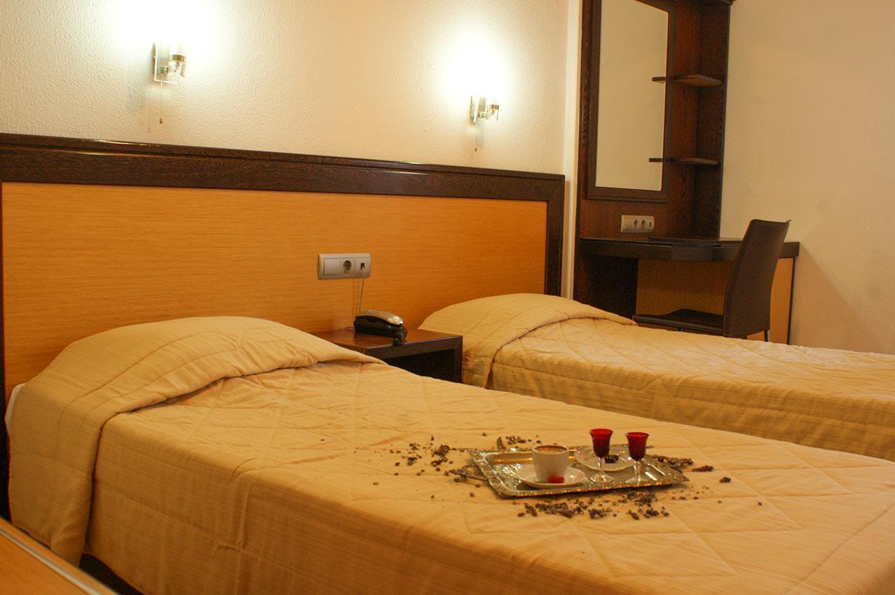 Livadi  Aposperides Hotel מראה חיצוני תמונה