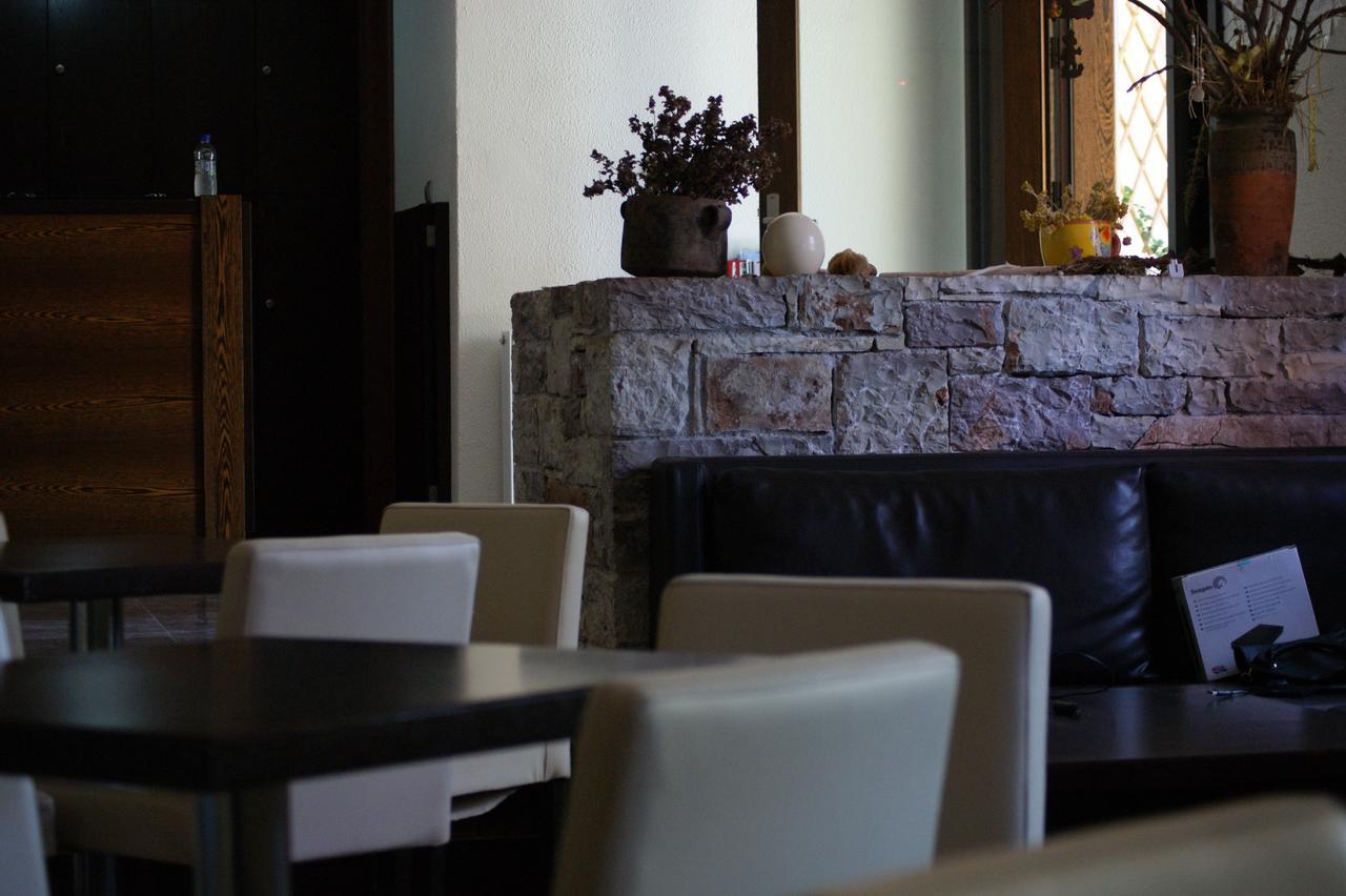 Livadi  Aposperides Hotel מראה חיצוני תמונה