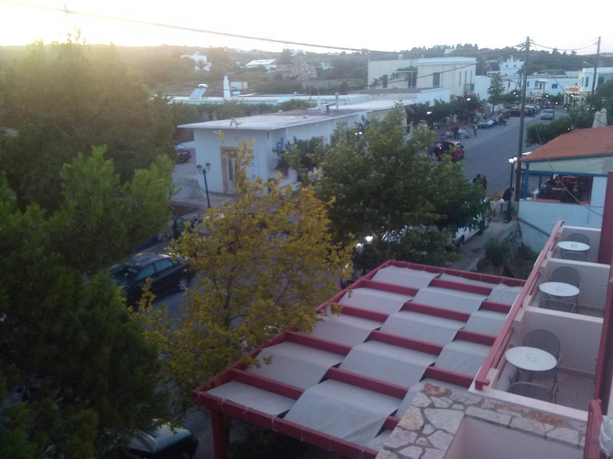 Livadi  Aposperides Hotel מראה חיצוני תמונה